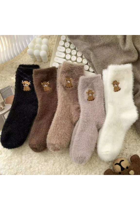 5 Pairs Fuzzy Socks for Women Cute Highland Cow Embroidery Soft Fluffy Cozy Slipper Socks (Black One Size)