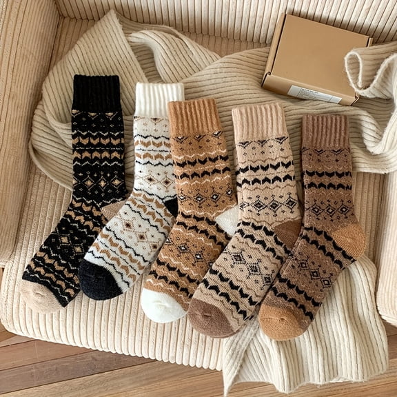5 Pairs of Vintage Men'S Socks, Thickened for Autumn And Winter, Warm And Stylish Mid-Calf Socks Suitable for Students.