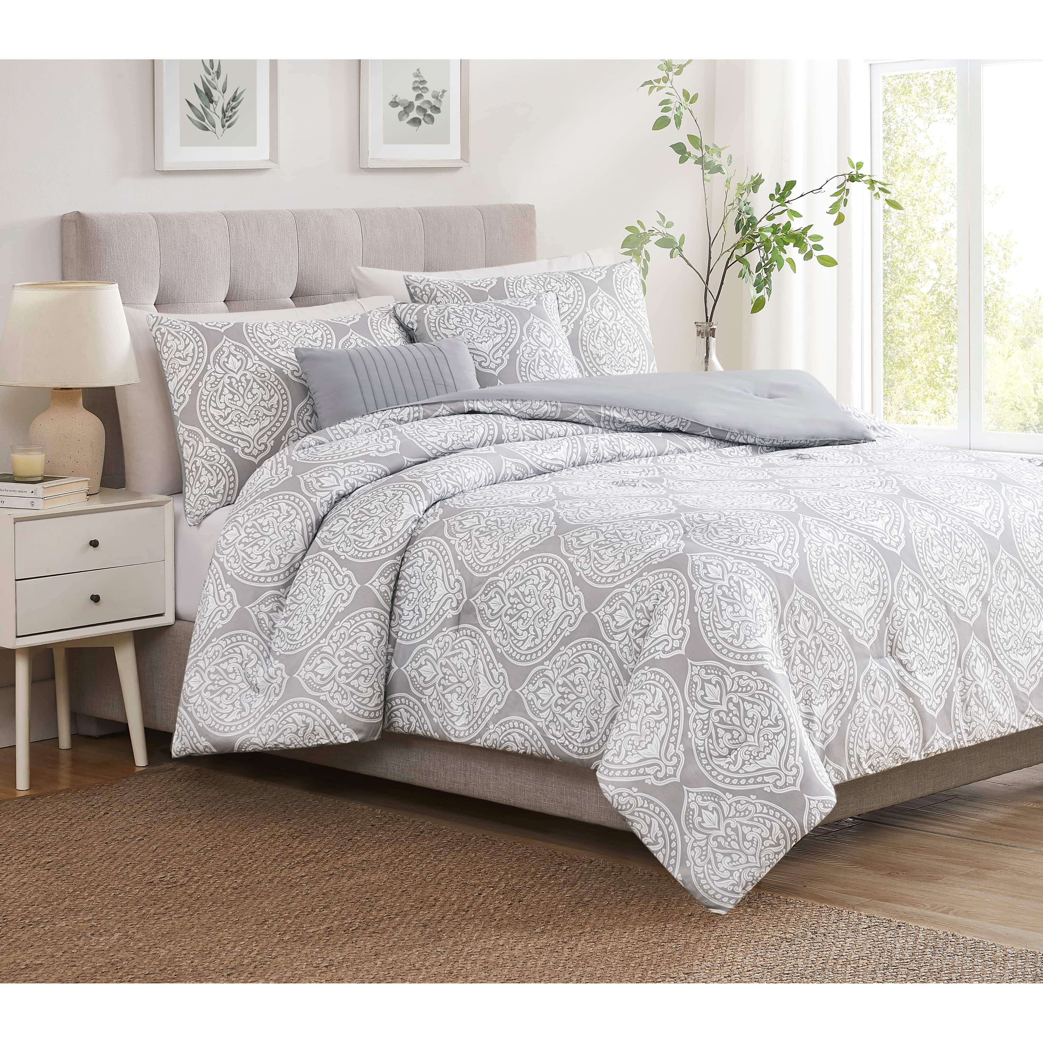 Gray Queen Microfiber Damask Comforter Set with Decorative Pillows