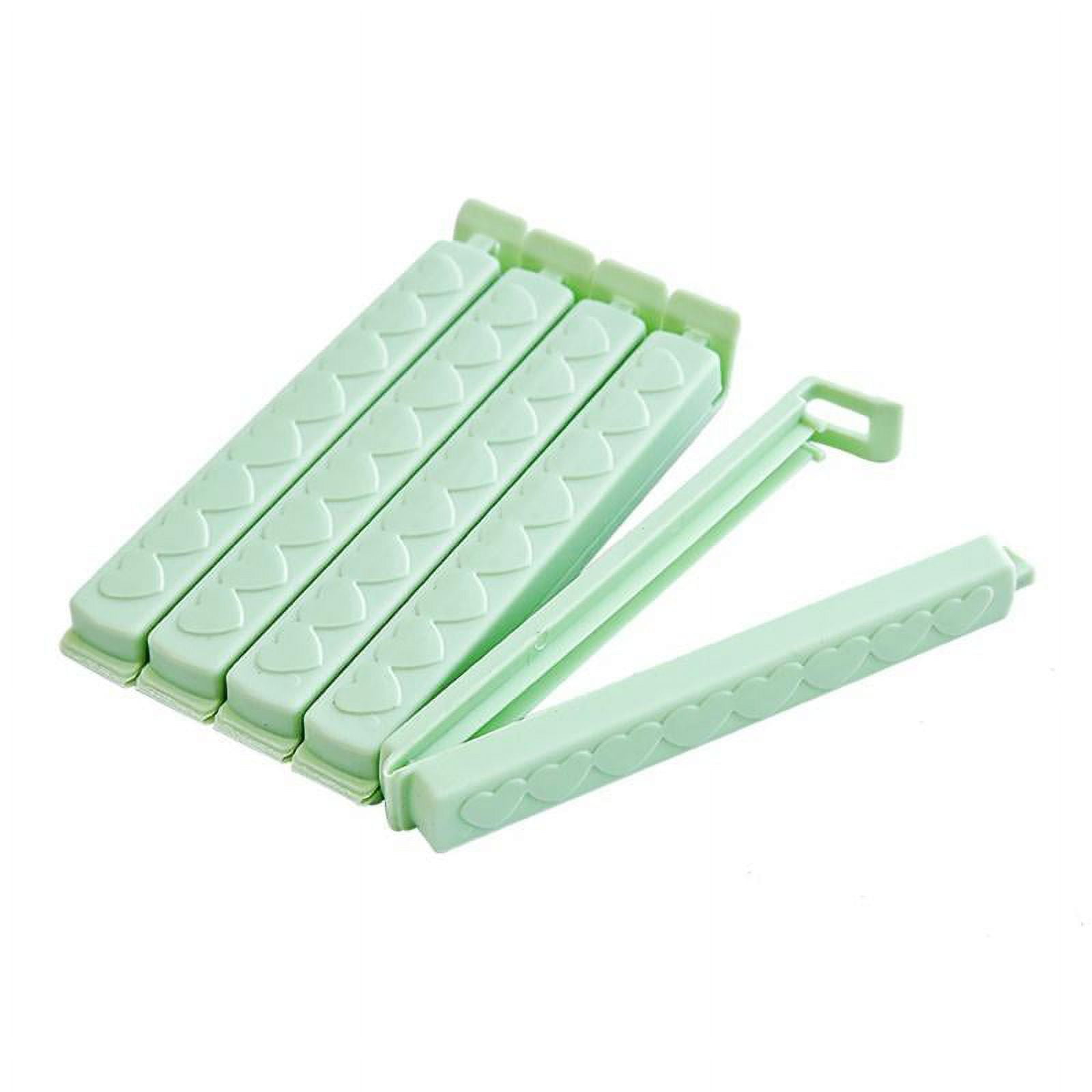 Sarini 100 Pieces Reusable Plastic Bread Clips Keep Your Food Fresh Longer  After Opening 7/8 x 7/8 inches (Green)