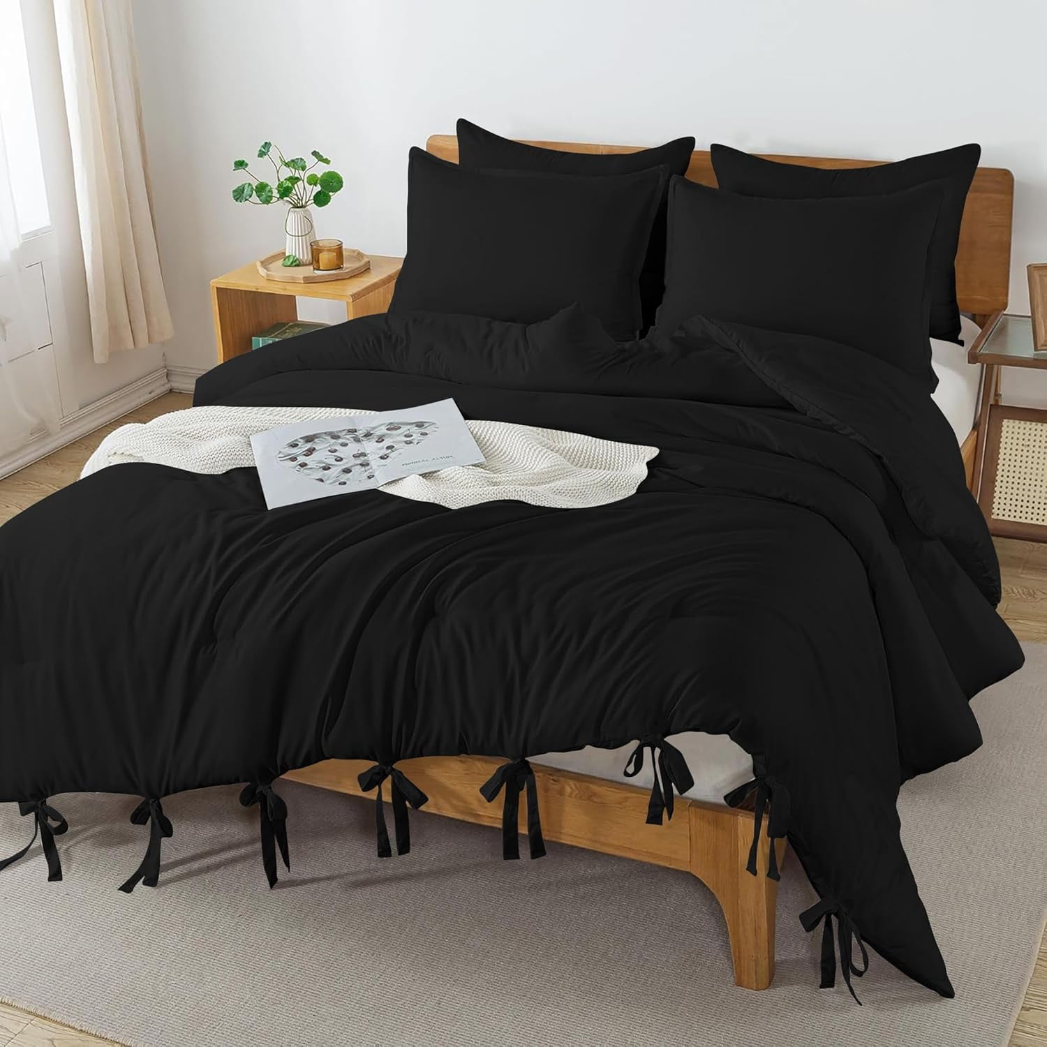 5 Piece Luxury Bottom Tie Pattern Comforter Set, 800 TC, 100% Egyptian Cotton, Full/Queen Size Black Solid
