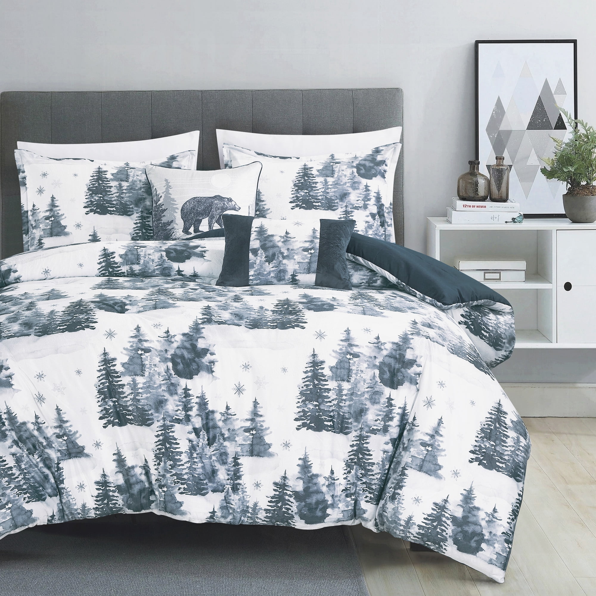 5-Piece Velvet Comforter Set, Winter Forest Bear Print Bedding Sets, Queen