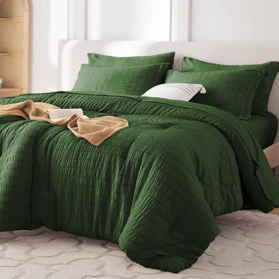5 Pieces Comforter Set  Seersucker Bed In A Bag Size All Season Luxury Bedding With Flat Sheet Fitted Pillowcase & Sham Dark Green