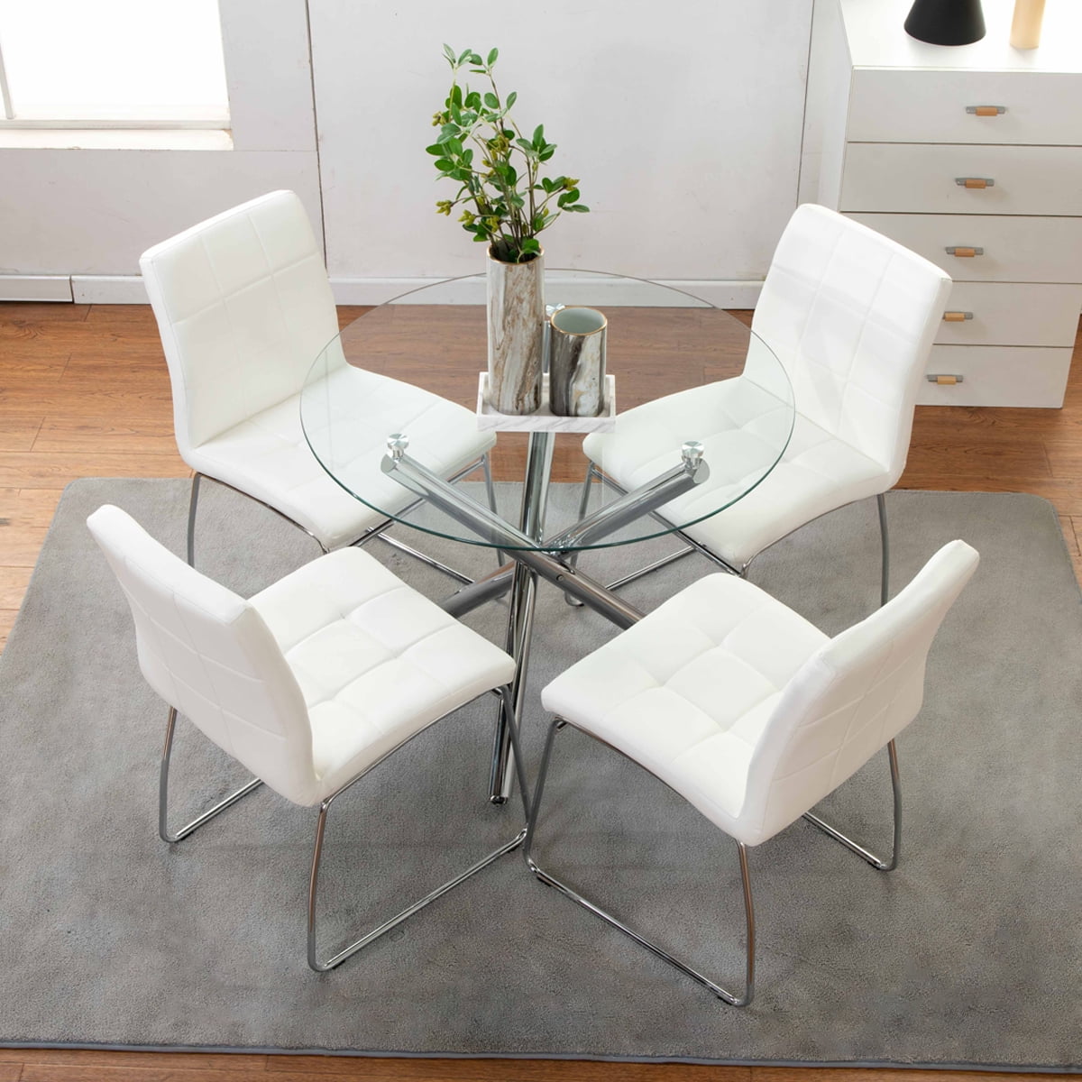 Circle glass 2024 kitchen table
