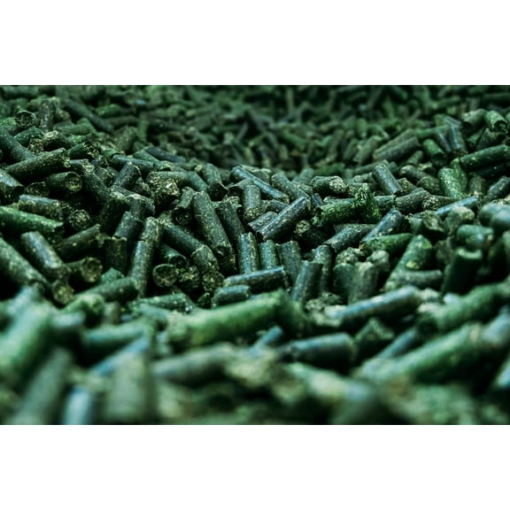 5 Pounds - Alfalfa Hay Pellets for Guinea Pigs, Rabbits, and More Small Animal Pets