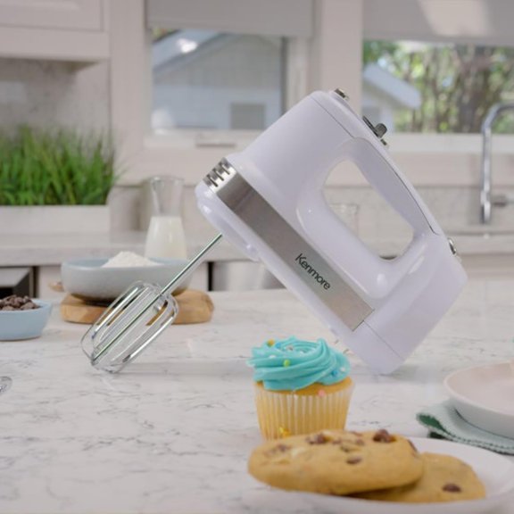 5-Speed Hand Mixer with 250W Motor and Automatic Cord Retract for Baking