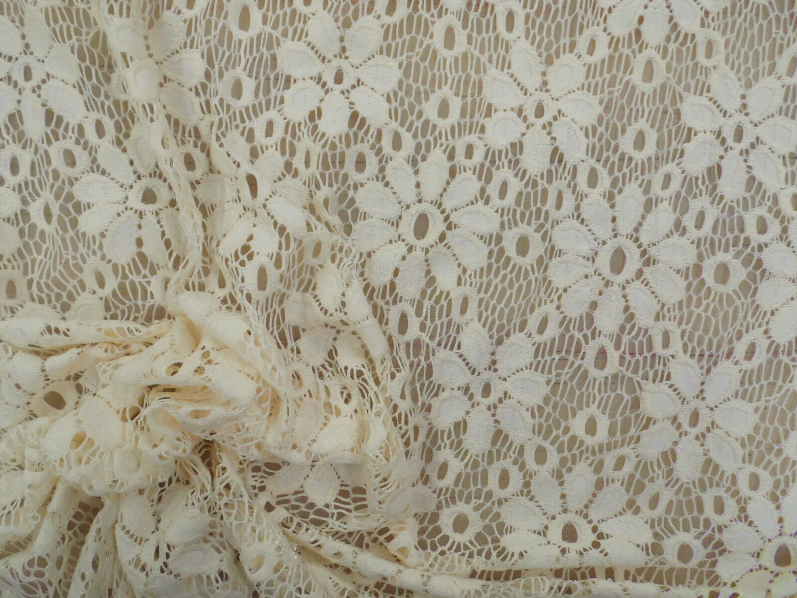 5 Yard Lot Embroidered Stretch Lace Apparel Fabric Sheer Floral Cream TT400