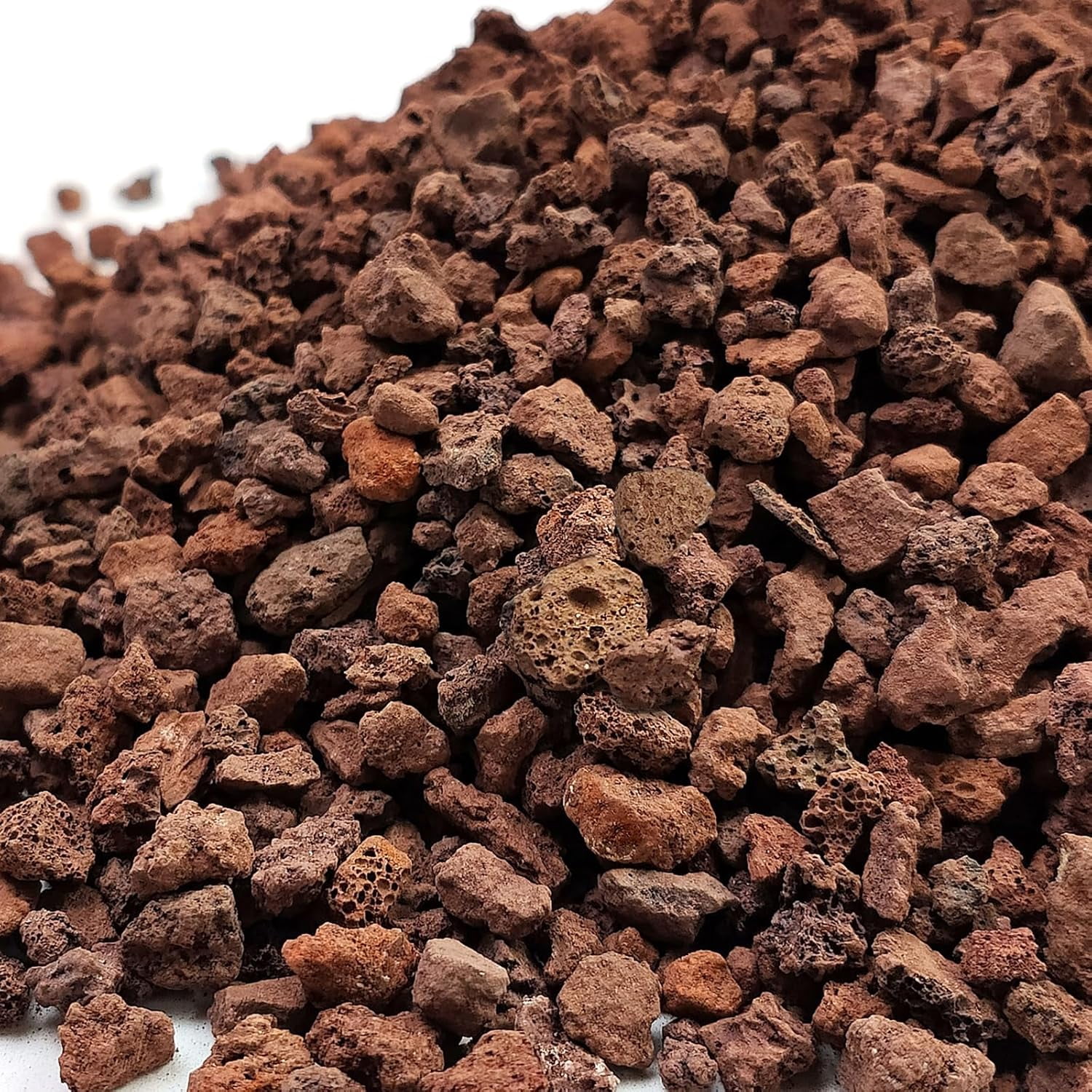 5 lbs Red Lava Rocks for Plants,1/4 Inch Crush Volcanic Rock Gravel Potting Mix for Sulent Cactus Bonsai Aquarium Fire Pits and Garden Landscaping