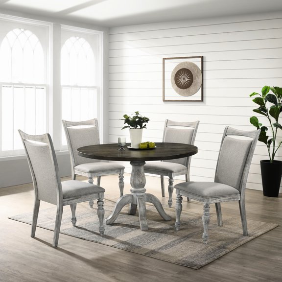 Round table and upholstered chairs in a rustic finish - Perfect for cozy dining corners