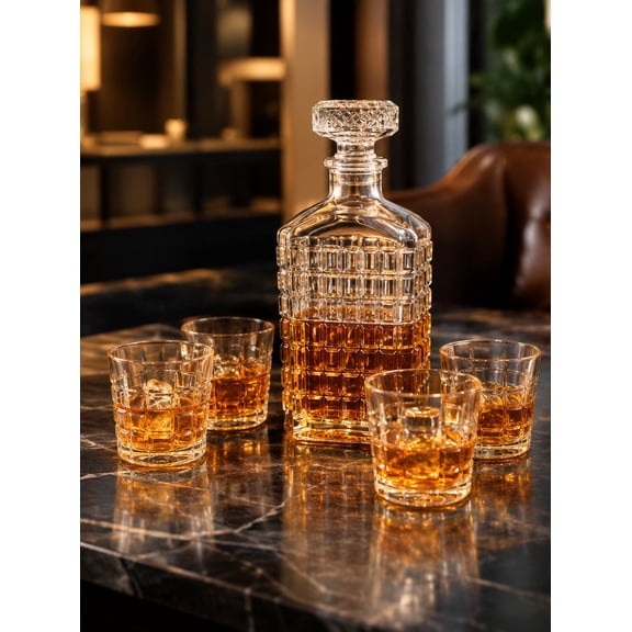 5 piece set, one 18oz bottle, four shot glasses for Tequila, Mezcal, Rum, high-proof spirits, Cordial, Liqueur, After-Dinner Drinks