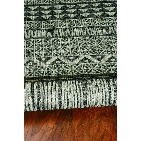 5' x 8' Charcoal Aztec Pattern Rug
