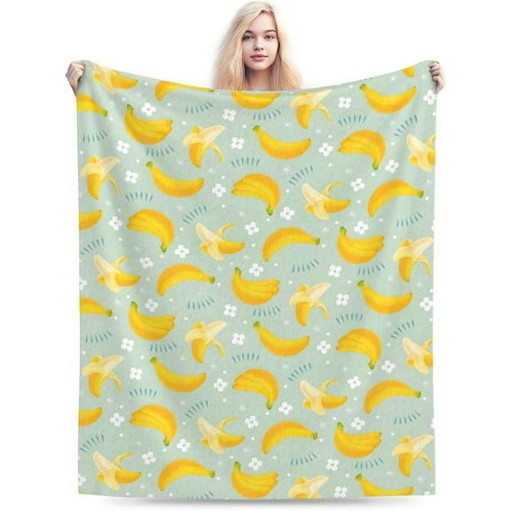 50*60in Ultra Soft Cute Strawberry Blanket Flannel Throw Blanket Decor Bedding Suitable for Travel Camping Living Room Sofa Bedroom Decoration Gifts