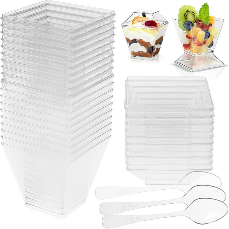 Foodeway 50 Pack 5 OZ Square Clear Plastic Dessert Cups with Lids and  Plastic Spoons, Parfait Cups with Lids And Spoons for Parties, Events,  Catering