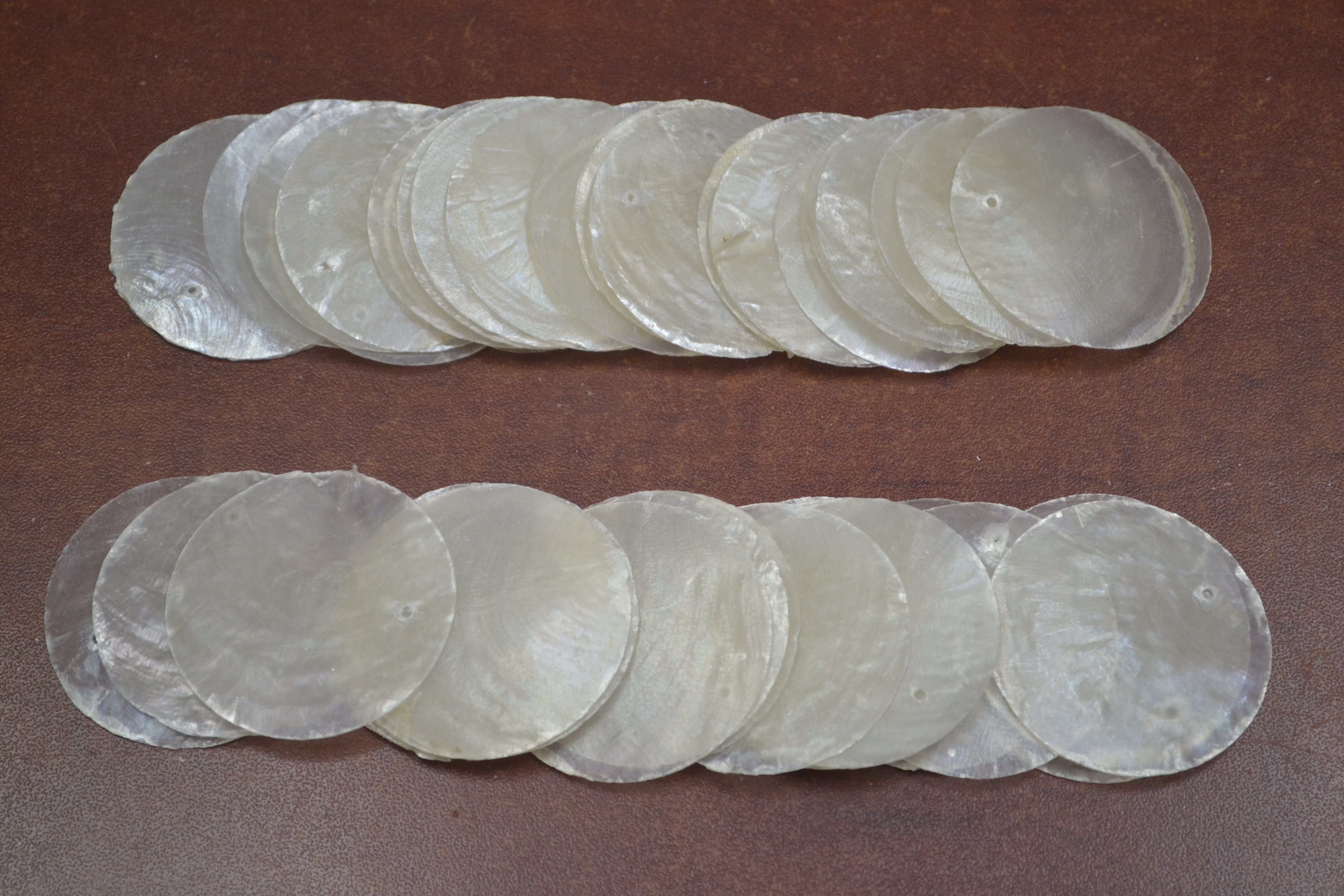 Shell Disc Tops 50 Pcs Natural White Round Flat Capiz Sea Shell 1 Hole Blank Discs 1 1/ ...