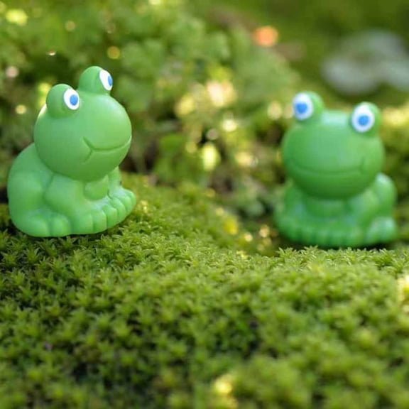 50 Piece Mini Frog Figurine, Mini Resin Frog Home Decor Tiny Statue Ornament Set, Cute Micro Landscape Garden Decor, Small Accent for Home Desk Garden and DIY Craft