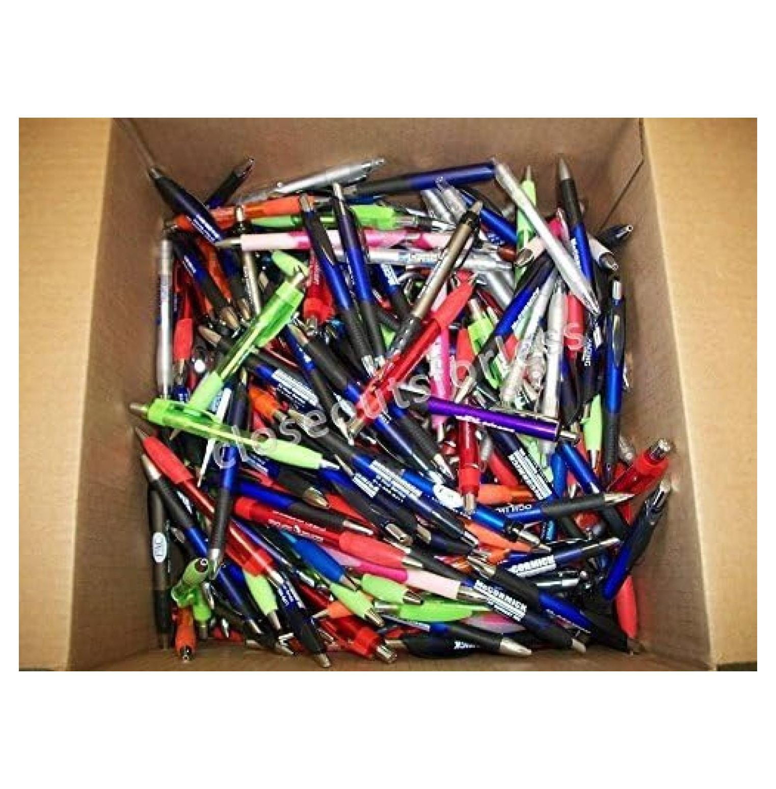 500 Lot Misprint Retractable Pens - Medium Point Ballpoint Pens - Bulk Pens for Business & Organizations - Assorted Colors & Styles 500 Count (Pack of 1)