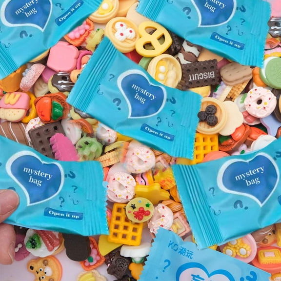 50PC Mini Glow in The Dark Resin Animal Models,Mystery Bag Mini Resin Animals,Individually Wrapped Mystery ResinAnimals Bag,Hide Small Luminous Figures DIY Fairy Garden House Micro Landscape Decor