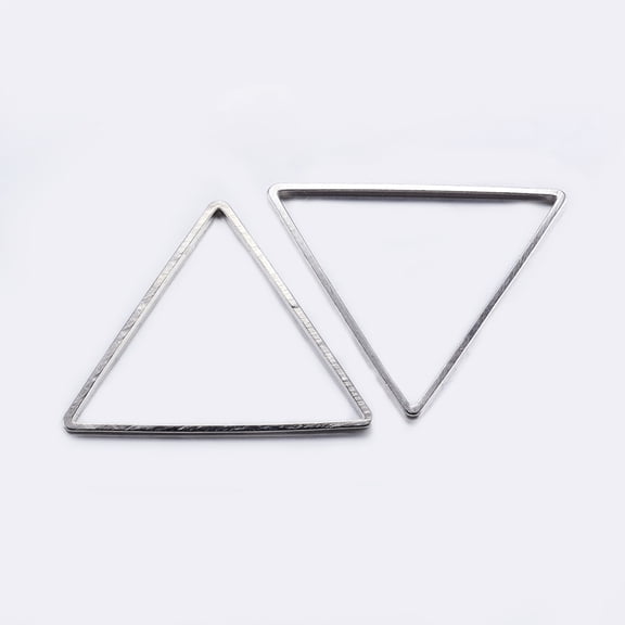 50pc Brass Linking Rings Plated Triangle Platinum 17.5x20x0.8mm Inner Diameter: 15.5x17.5mm