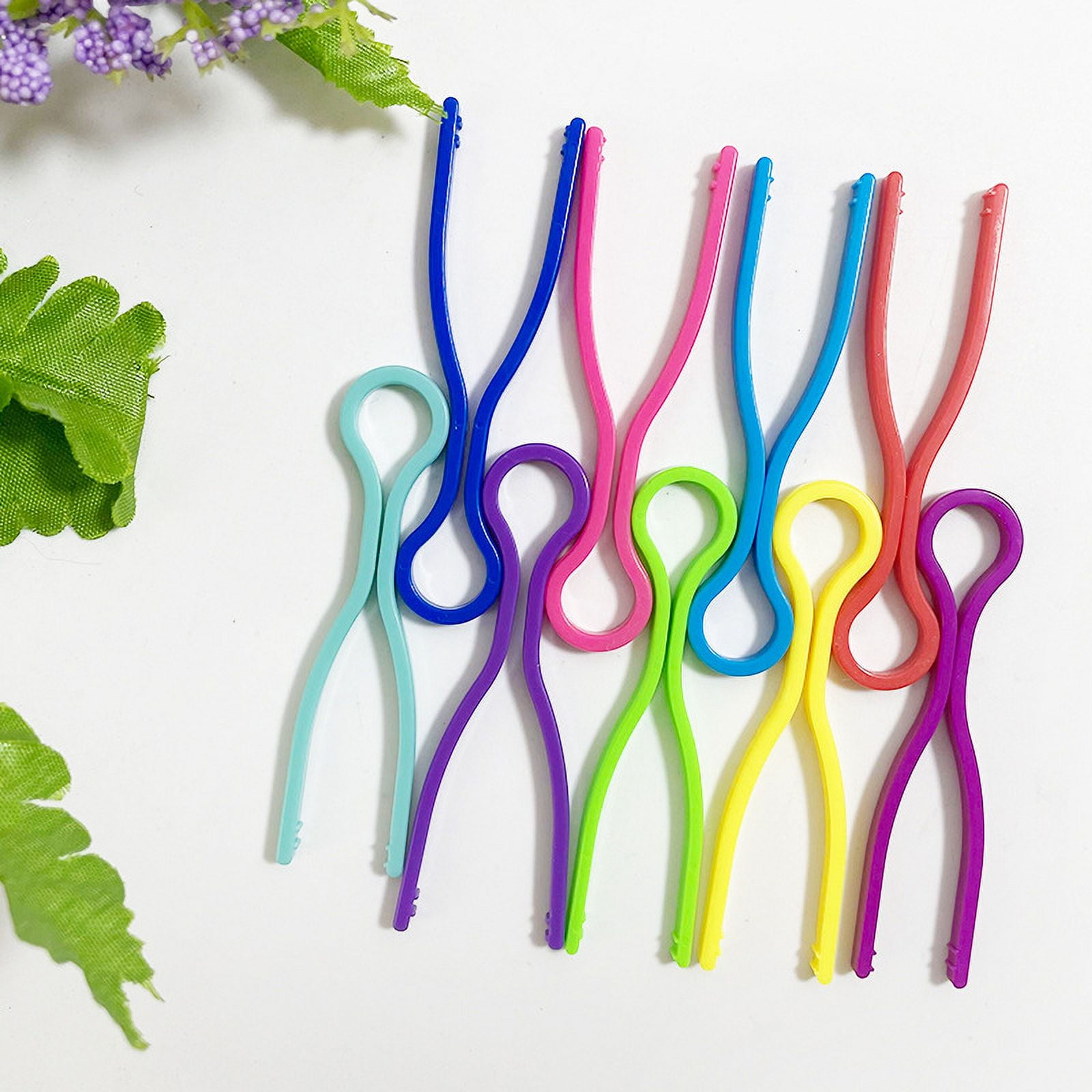 50pcs Bobbin Holder Sewing Machine Thread Holder Bobbin Fixed Clips