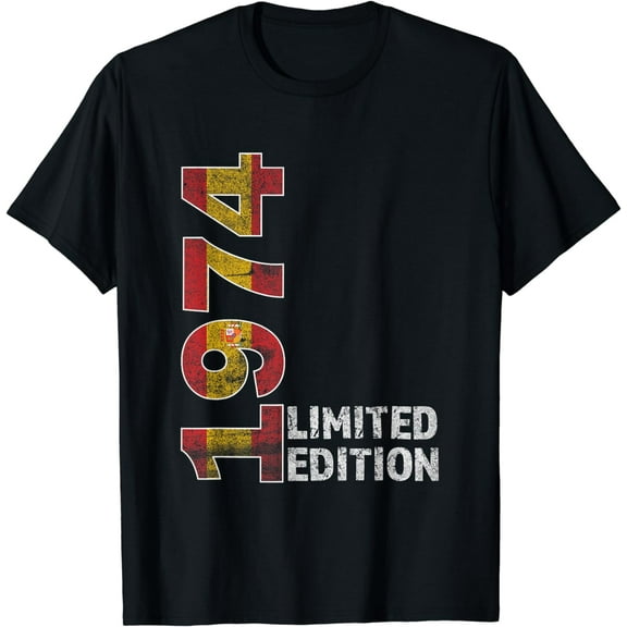 50th Birthday Gift men Vintage born 1974 turning 50 Year Old T-Shirt