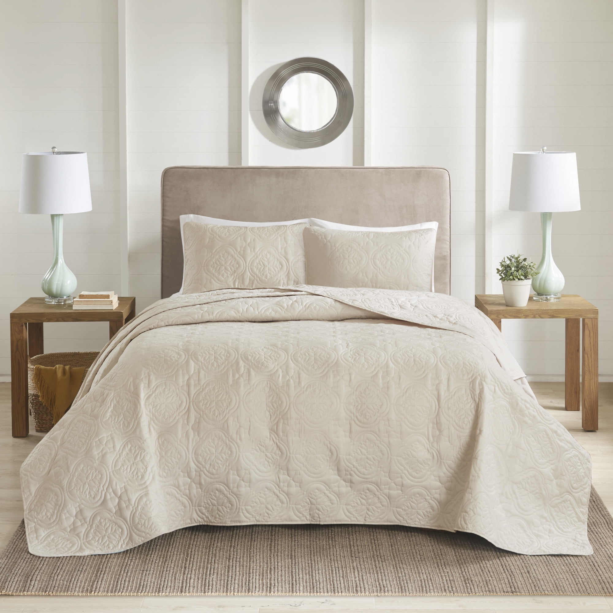 Cream Full Microfiber Reversible Bedspread Set