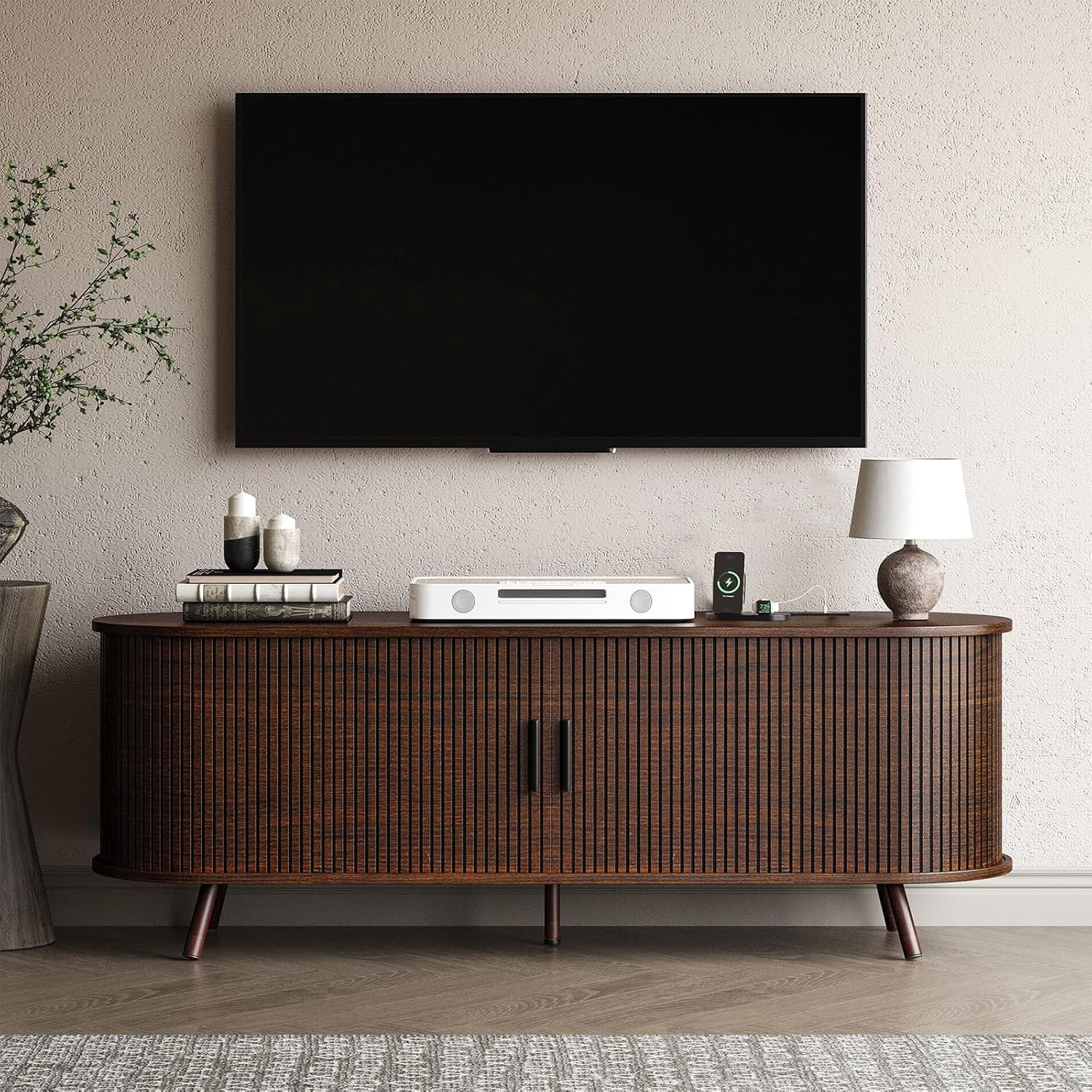 55" TV Stand with Power Outlet, Modern Media Console with Sliding Doors, Entertainment Center for TVs up to 60 Inch, Adjustable Shelves, Walnut