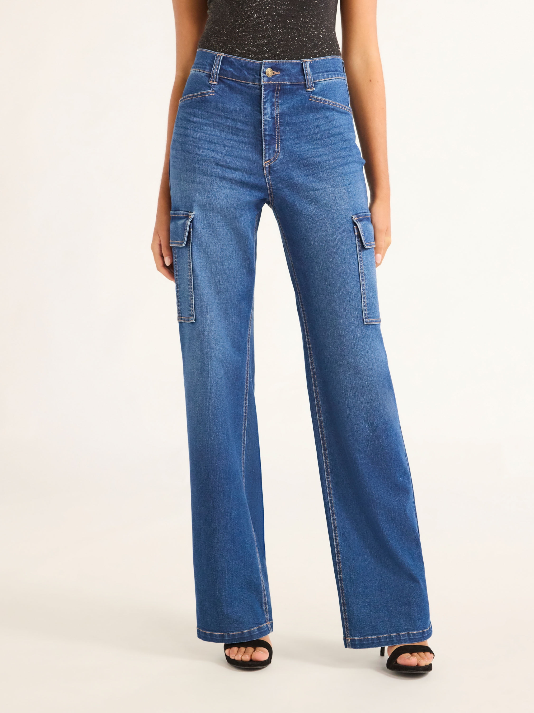 Sofia Jeans Women's Relaxed Straight High Ris
