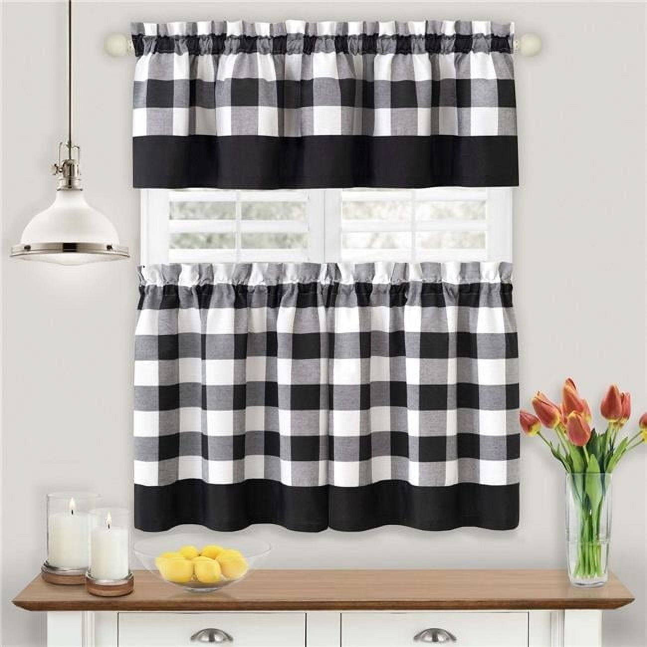 Black and White Checkered Polyester/Cotton Window Curtain Set