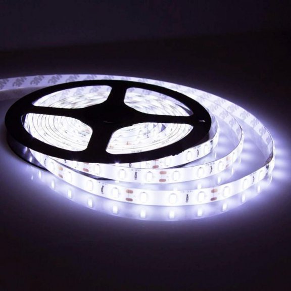 5M LED Strip Light 300 LEDs Super Bright 7000K Cool White Waterproof