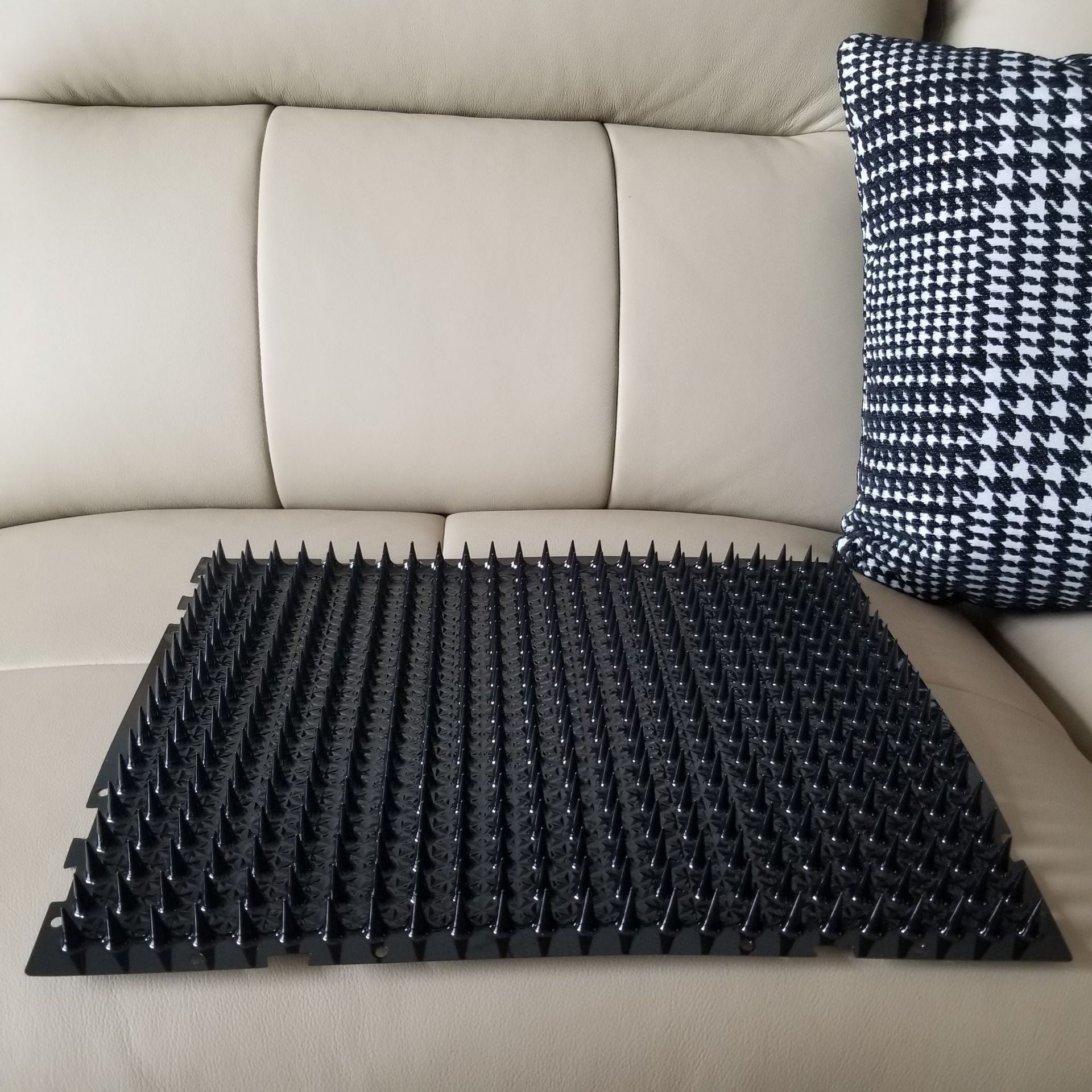 5Pcs Cat Deterrent Mats Cat Sofa Isolation Mats Cat Repellent Mats