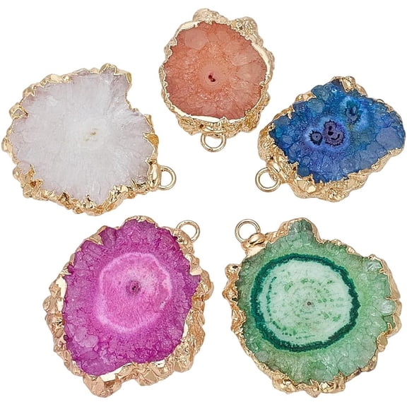 5Pcs Natural Agate Druzy Pendant with Brass 5 Colors Golden Tone Edge Plated Dyed Irregular Druzy Geode Agate Stone with 2mm Hole for Jewelry Making Necklace Decoration