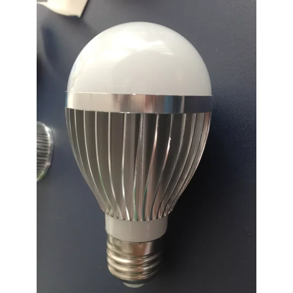 5W High Quality Globe Led Light Bulb White Color E27 Medium Screw Base Household