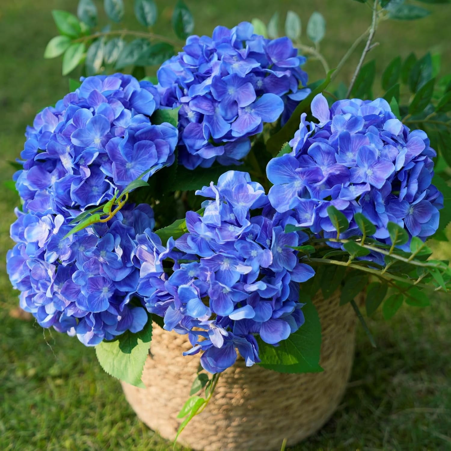 5pcs 18.5 Inch Realistic Hydrangea Artificial Flowers Faux Fake Silk Hydrangea Flowers with Stems for Bouquet Wedding Home Party Outdoor Centerpieces Decoration (Purple)