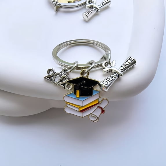 5pcs 2026 Graduation Keychain with Pendant, Backpack Accessory for ...