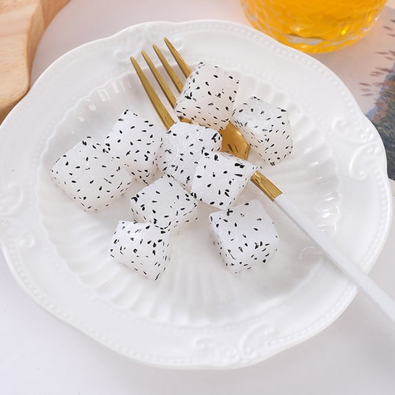 5pcs Fake Grape Clusters Artificial Fruit Models, Realistic Simulated Fruit Props, Lifelike Fake Grapes for Fruit Pie Making, Kitchen Table Decor and Home Party Ornament for Festive Display, White