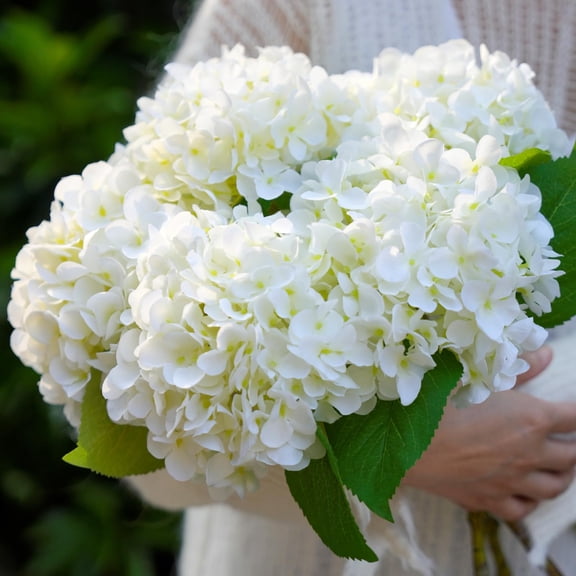 5pcs Realistic Fake White Flowers Artificial Silk Hydrangea Flowers Artificial Flowers Faux Hydrangea Stems for Bouquets Home Table Centerpieces Outdoor Wedding Office Family Party Decoration