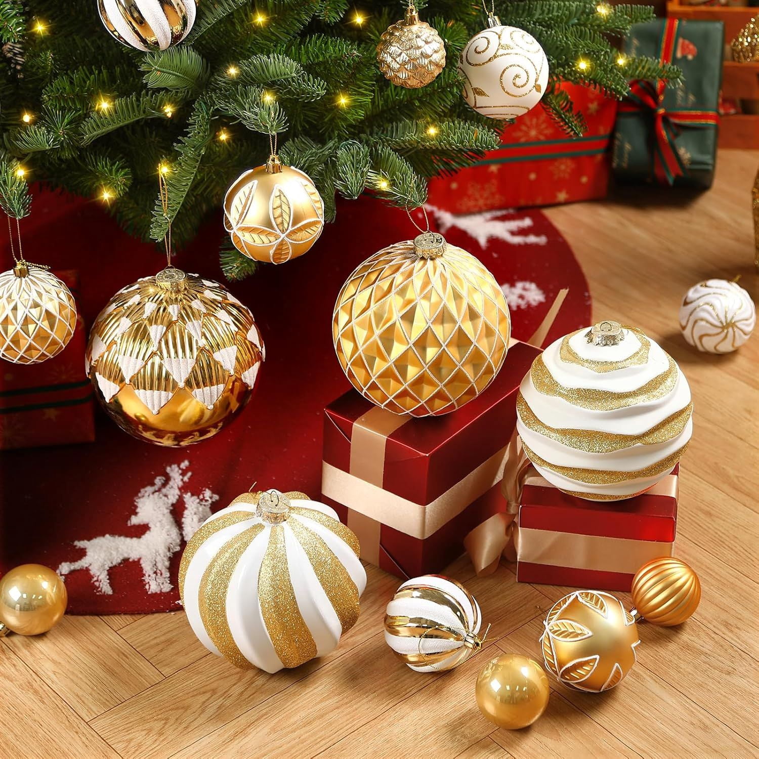 6"/150mm Large Christmas Ball Ornaments, 4Pcs Christmas Tree Decor, Shatterproof Hanging Decorations with Hooks, White & Silver Baubles for Xmas Tree, Wedding, Holiday and Party Decor