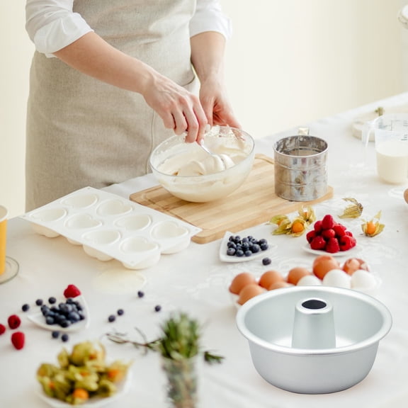 6 Inch Tube Cake Pan – Nonstick Round Baking Pan for Pound Cake, Chiffon, Cheesecake, Easy Clean, Perfect for Home Bakers, Even Browning
