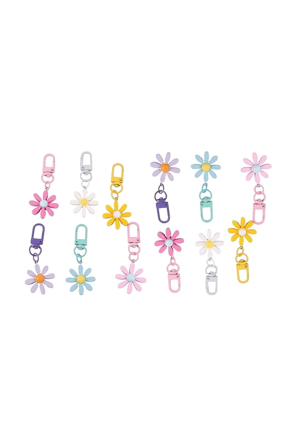 Set of 6 Cute Daisy Resin Keychains, Charming Key Chain Accessories for Family, Friends, and Everyday Use