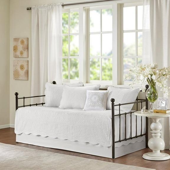 6 Piece Reversible Scalloped Edge Daybed Cover Set White Daybed