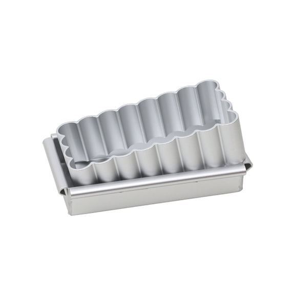 6 Section Begin Baking Tray With Blossomy Rim Plan Not Coating Commercial Grade Aluminum For Even Heat Transmission
