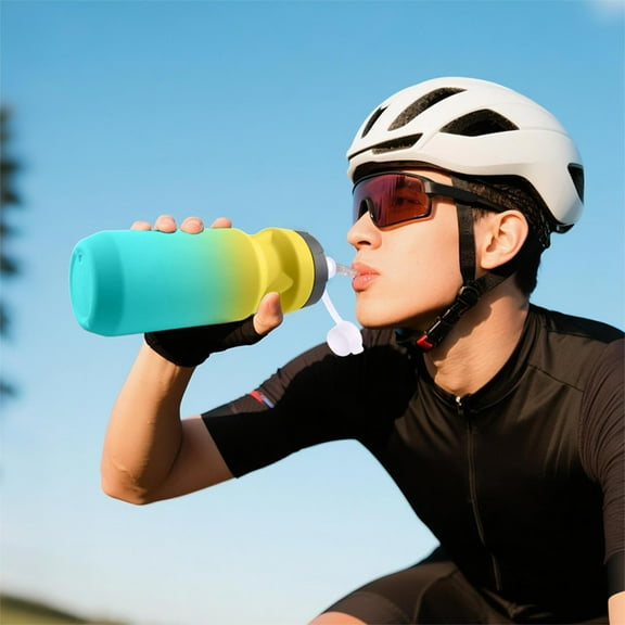 610ml Green Bike Water Bottle, Food-Grade PP5 Leak-Proof One-Hand Squeeze Sports Cup for Outdoor Fitness Cycling Running
