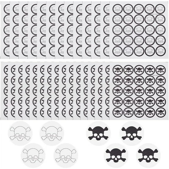 650pcs 2Style Football Helmet Stickers 1.1 Inch Skull Stickers Self Adhesive Helmet Stickers Black White Football Stickers Skull Helmet Decal