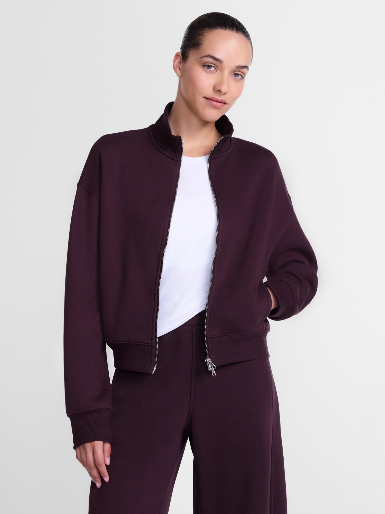 Athletic Works Women's Cropped Fleece Bomber Jacket with Long Sleeves, Sizes XS-XXL