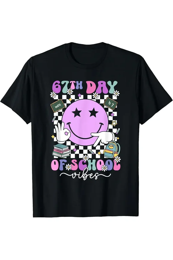 67 Days of School Meme 100th Day of School Vibes Smile Face T-Shirt