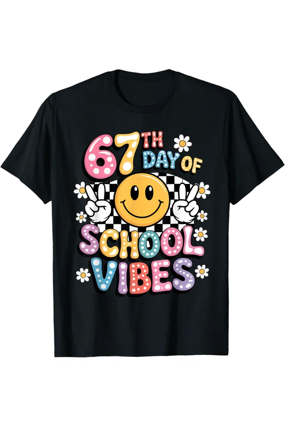 67 Days of School Meme 100th Day of School Vibes Smile Face T-Shirt