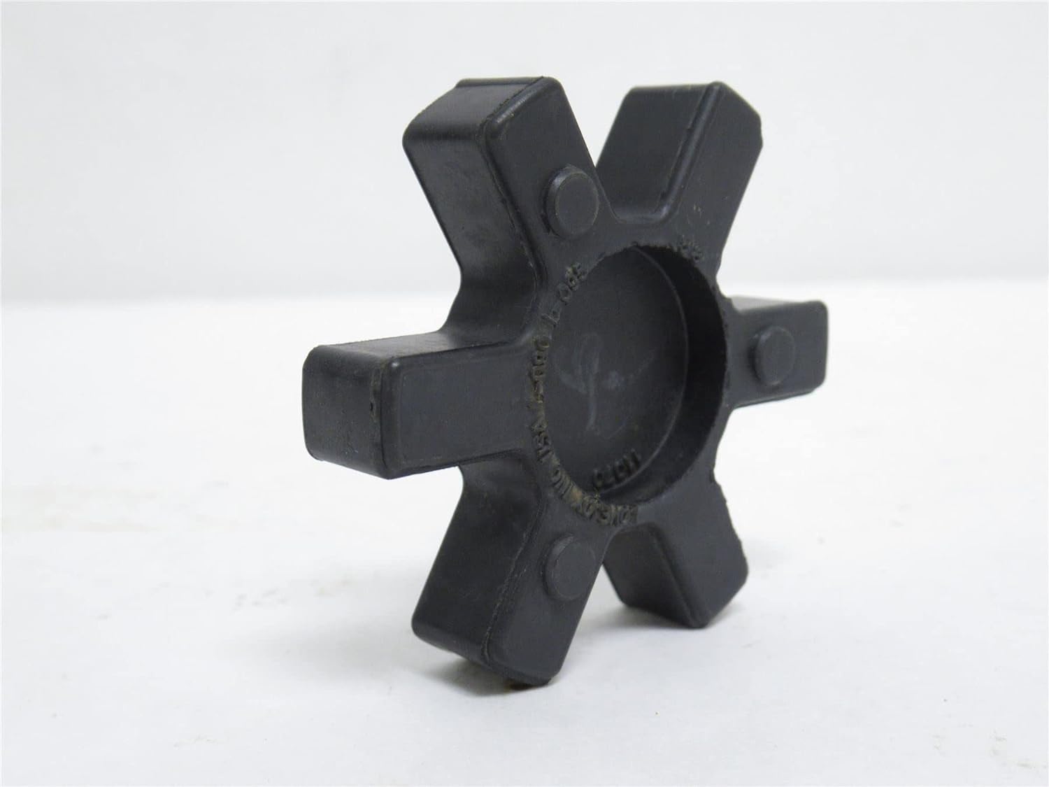 68514411070 Rubber, L Type, Coupling Spider, Closed Center, Straight