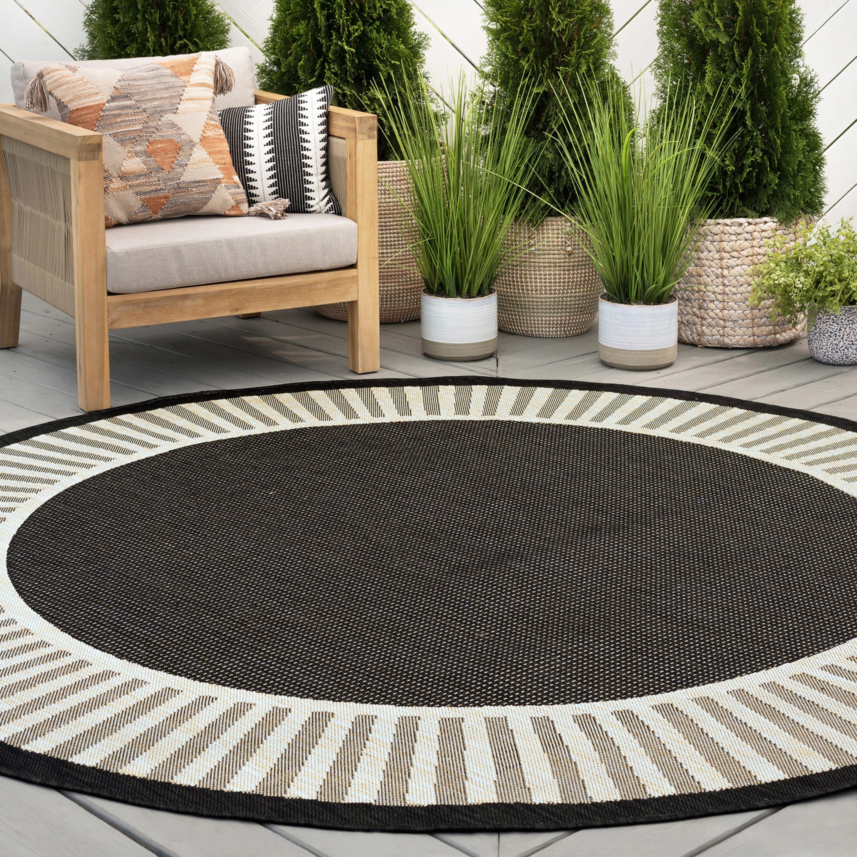 https://i5.walmartimages.com/seo/6ft-Round-Water-Resistant-Indoor-Outdoor-Rugs-Patios-Front-Door-Entry-Entryway-Deck-Porch-Balcony-Outside-Area-Rug-Patio-Black-Striped-Border-Size-5_33579789-9870-4278-8bb8-dbc5d6a7be28.81bcba33efdee64258aea7603d639d30.jpeg