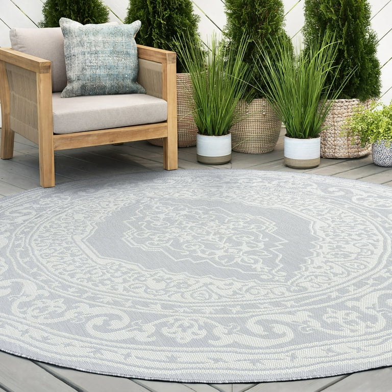 https://i5.walmartimages.com/seo/6ft-Round-Water-Resistant-Indoor-Outdoor-Rugs-Patios-Front-Door-Entry-Entryway-Deck-Porch-Balcony-Outside-Area-Rug-Patio-Gray-Floral-Size-5-3_07b2776e-2de1-48e5-ac82-c7eb152e423c.b1fad47b8e6acfa7eb6322fbe4055322.jpeg?odnHeight=768&odnWidth=768&odnBg=FFFFFF