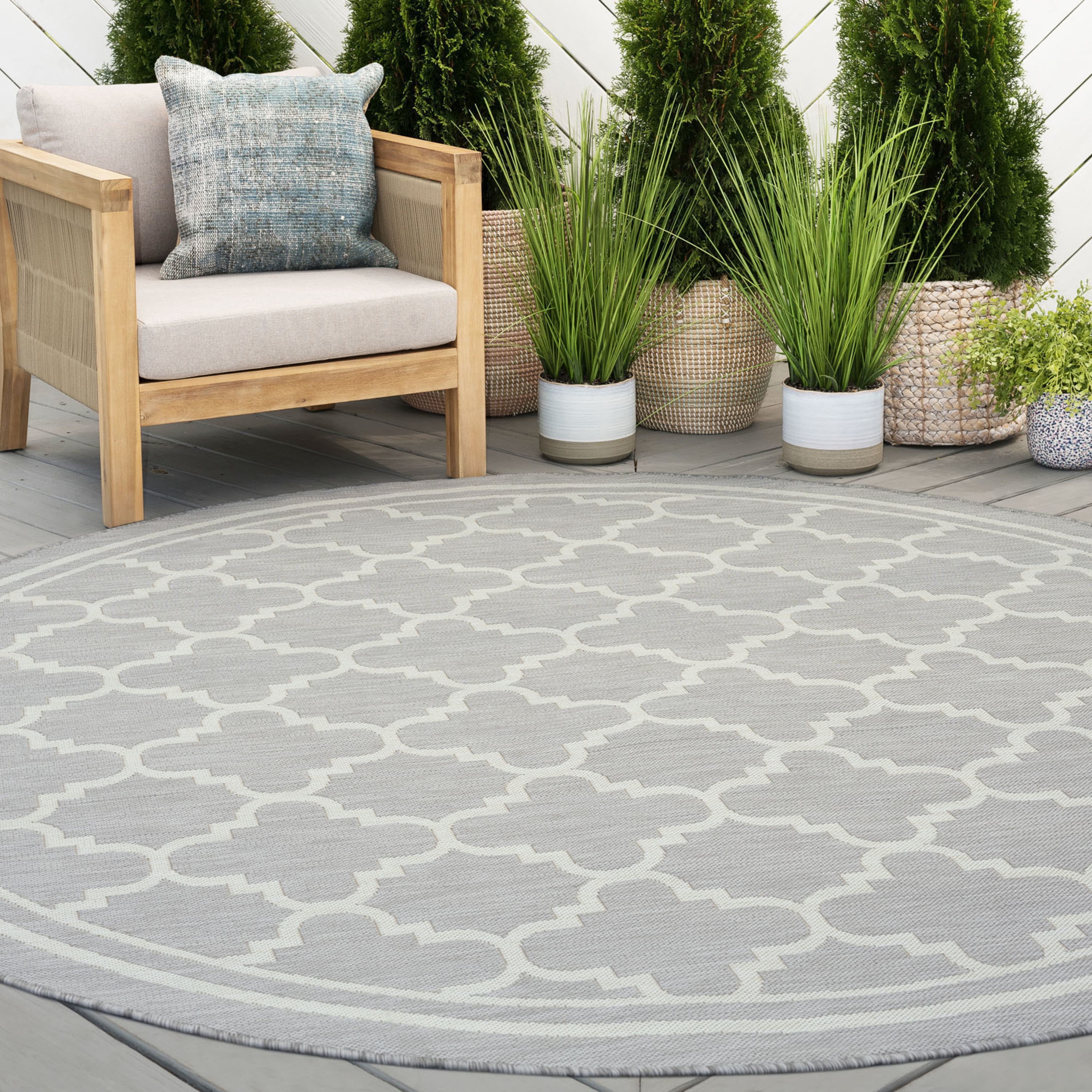 6ft Round Water Resistant, Indoor Outdoor Rugs for Patios, Front Door Entry, Entryway, Deck, Porch, Balcony | Outside Area Rug for Patio | Gray, Geometric | Size: 5'3'' Round